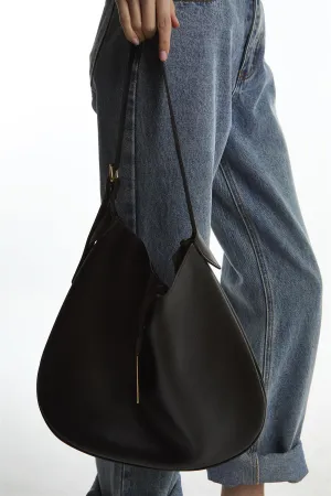 Black Gold Clasp Shoulder-Bag