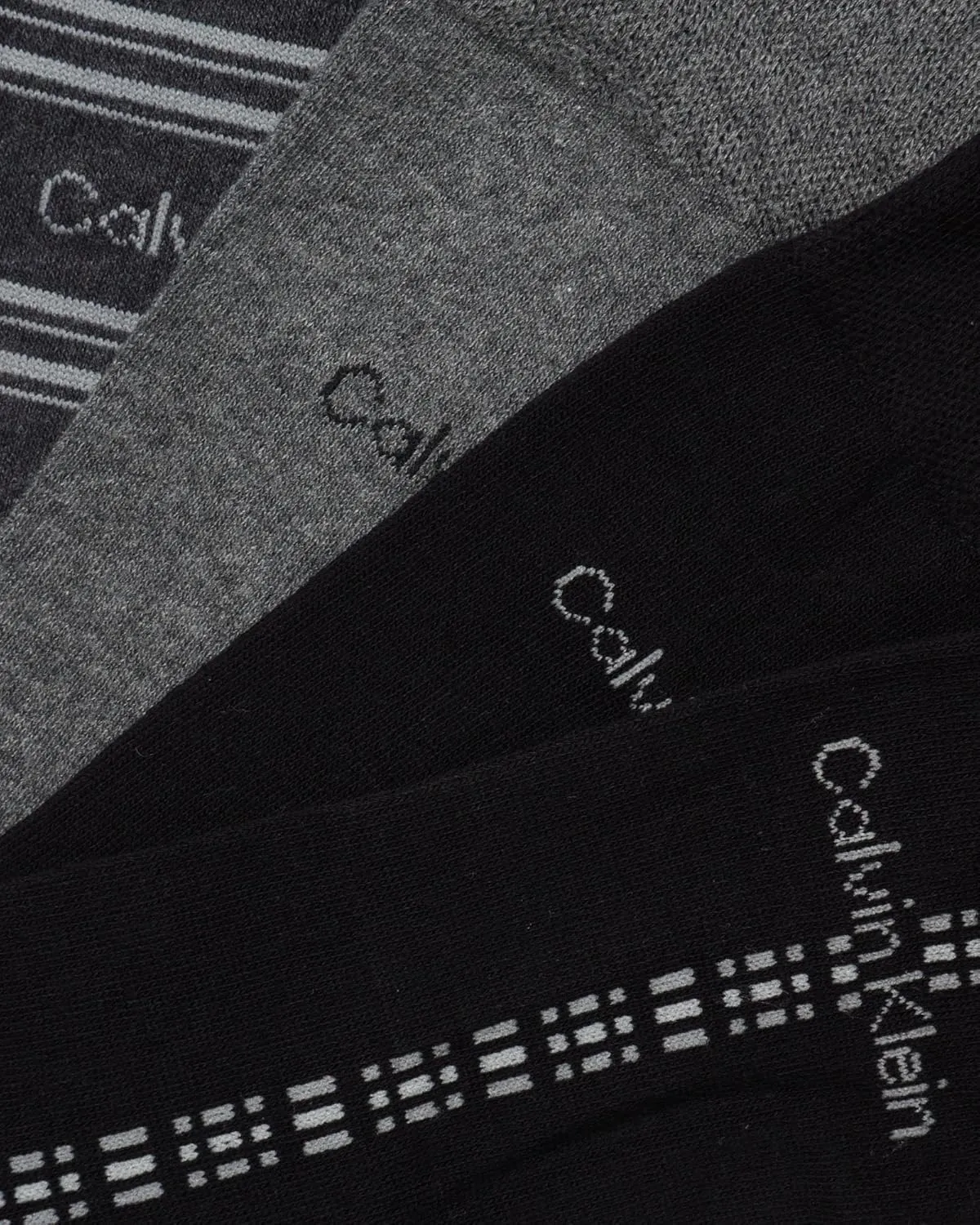 Calvin Klein Men's Crew Socks - 8 Pack Cotton Blend Performance Patterned Dress Socks - Athletic Socks for Men (7-12)