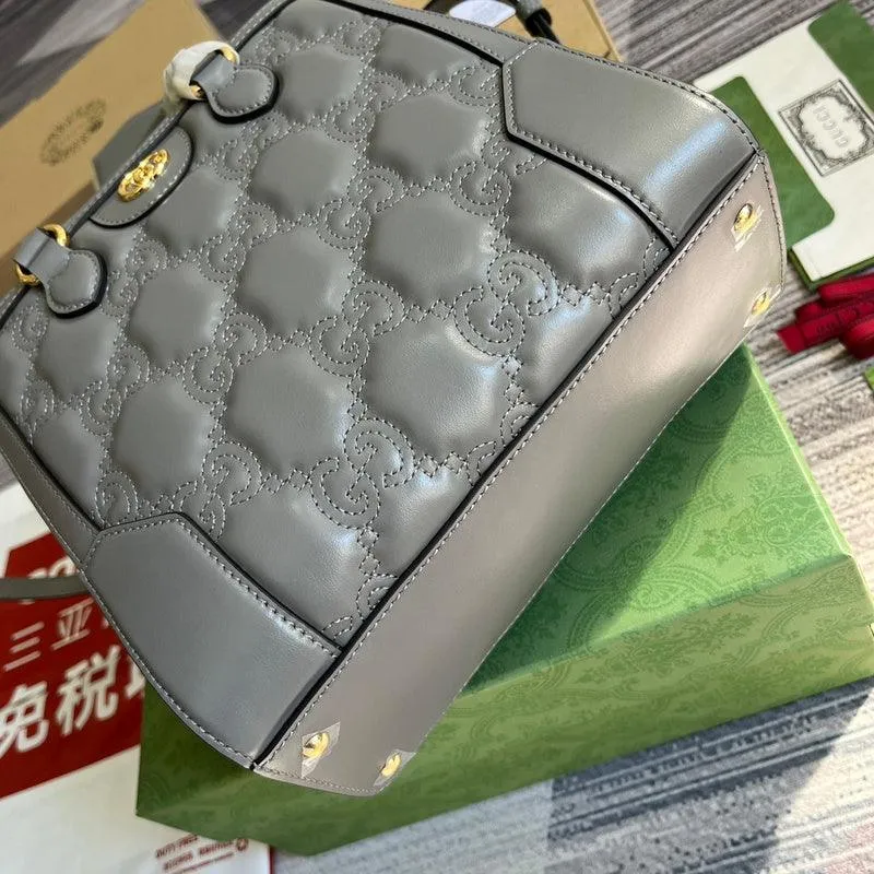 Charm - GG Bags - 595