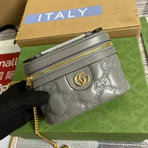 Charm - GG Bags - 999