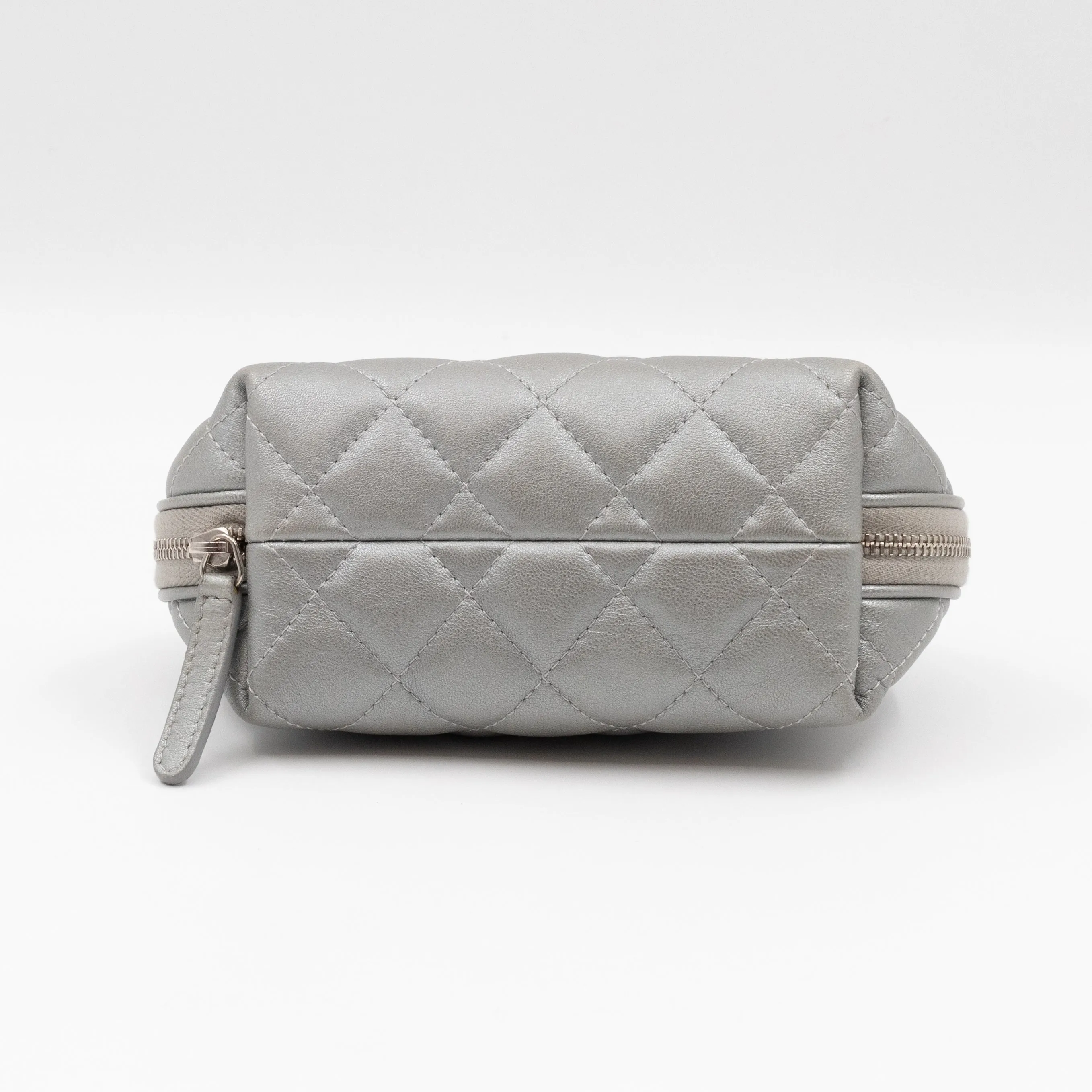 Cosmetic Pouch 2.55 Grey Metallic Leather