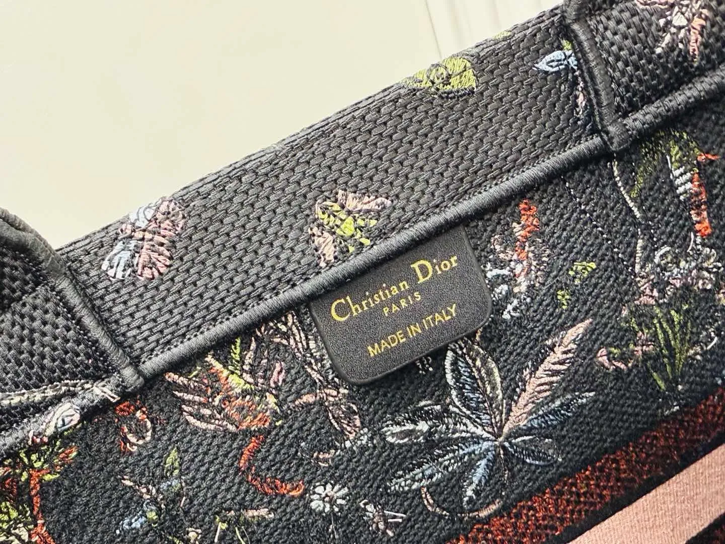 D Book Tote