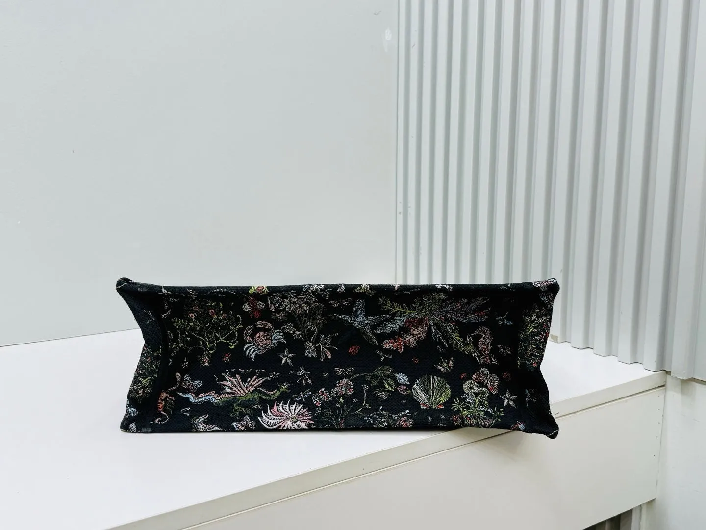 D Book Tote