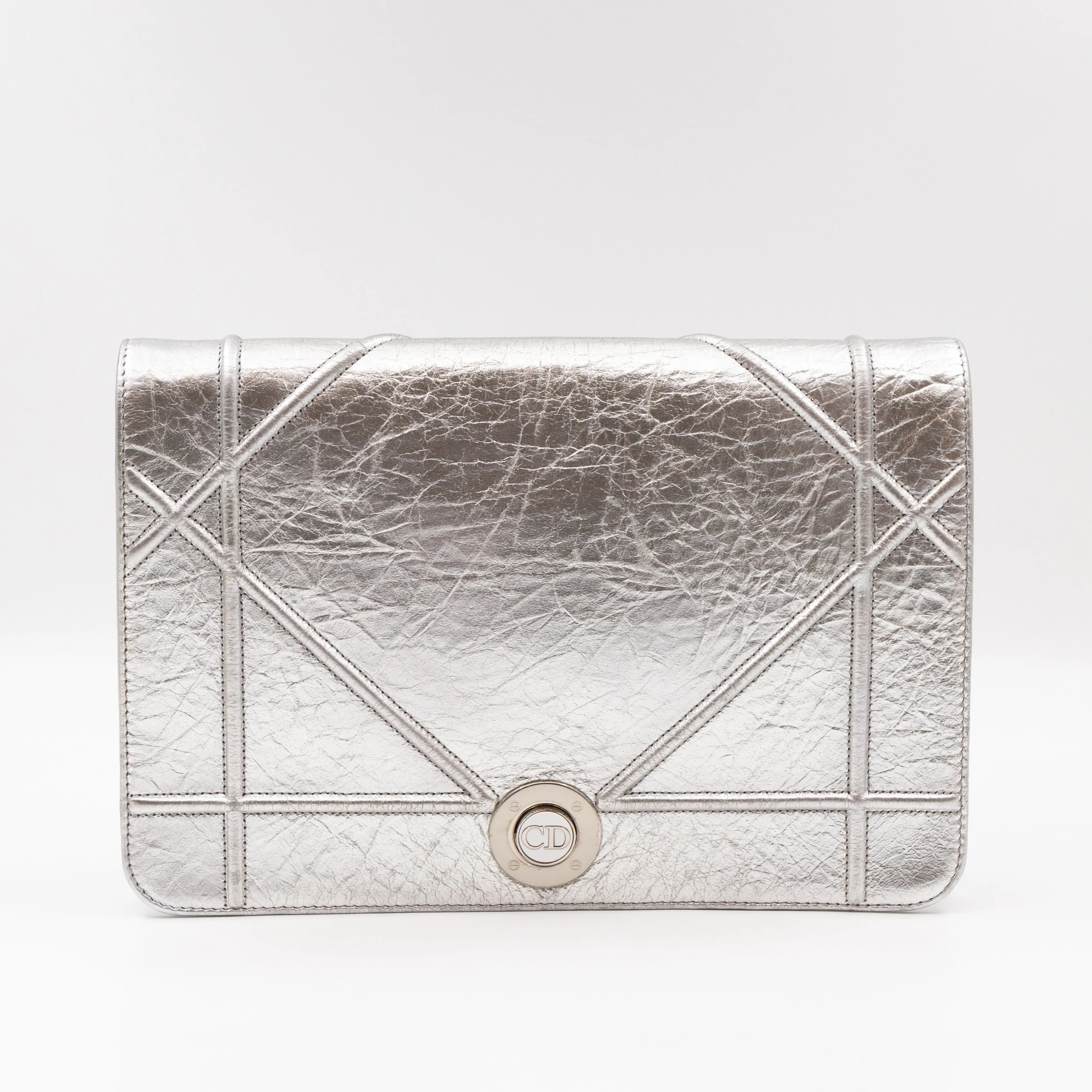 Diorama Clutch Metallic Silver Calfskin Leather