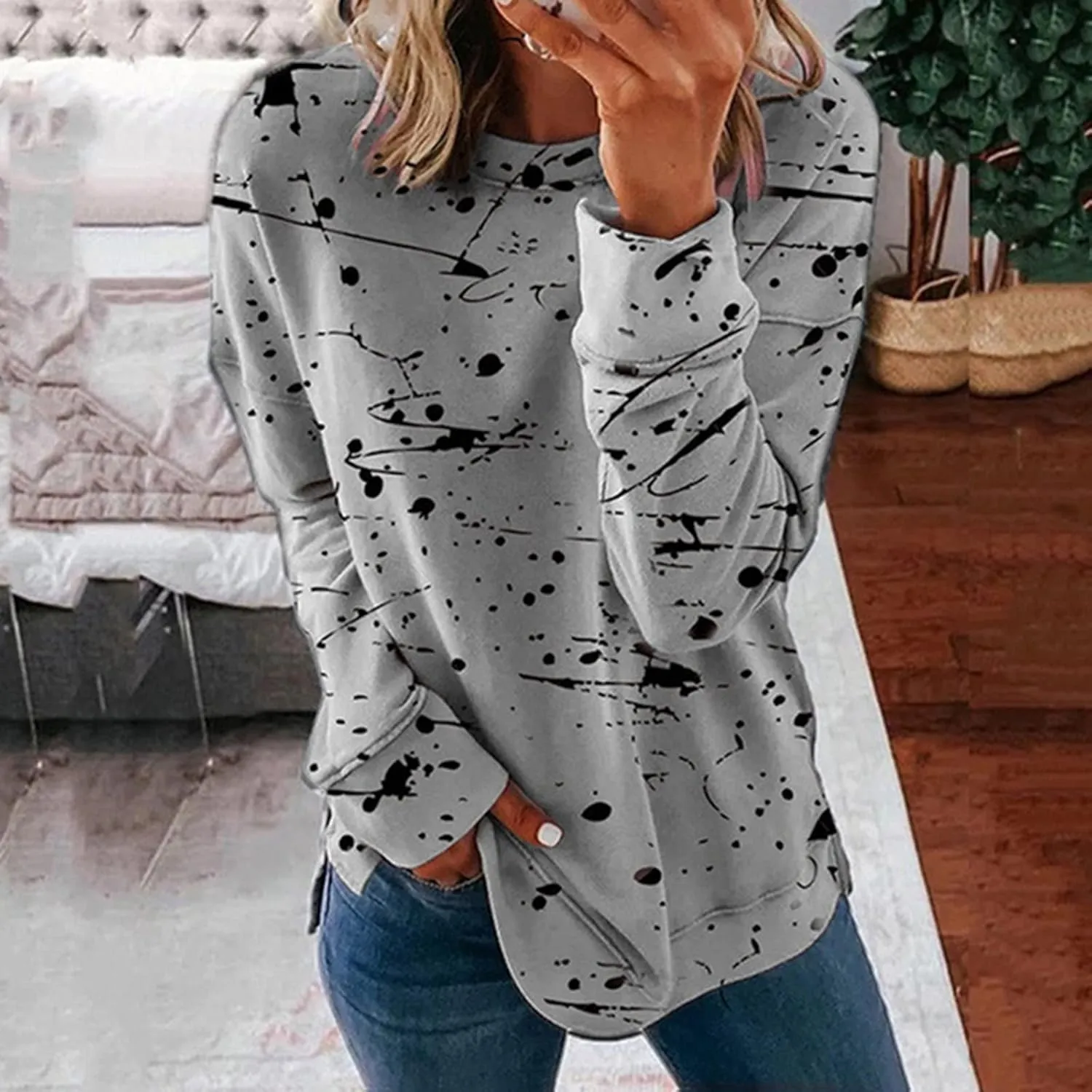 Graphic Tees for Women Vintage Fashion Long Sleeve Crewneck Sweatshirts Causal Fashion Blouse Loose Fall Pullover
