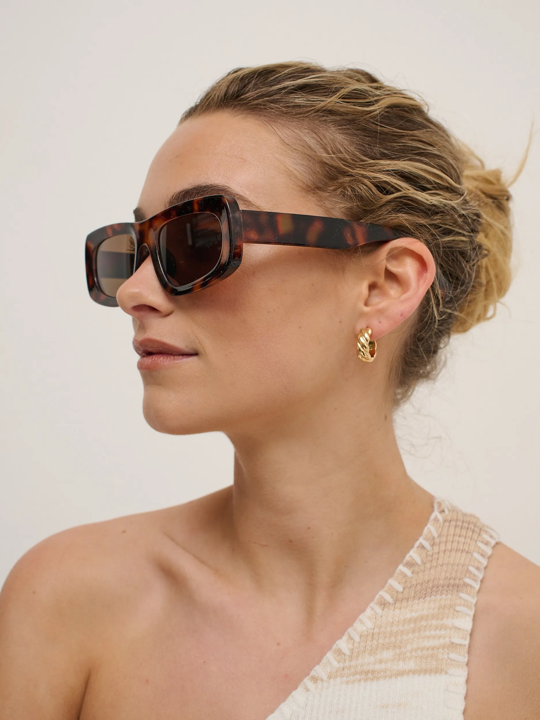 Grasson Rectangular Sunglasses in Tort