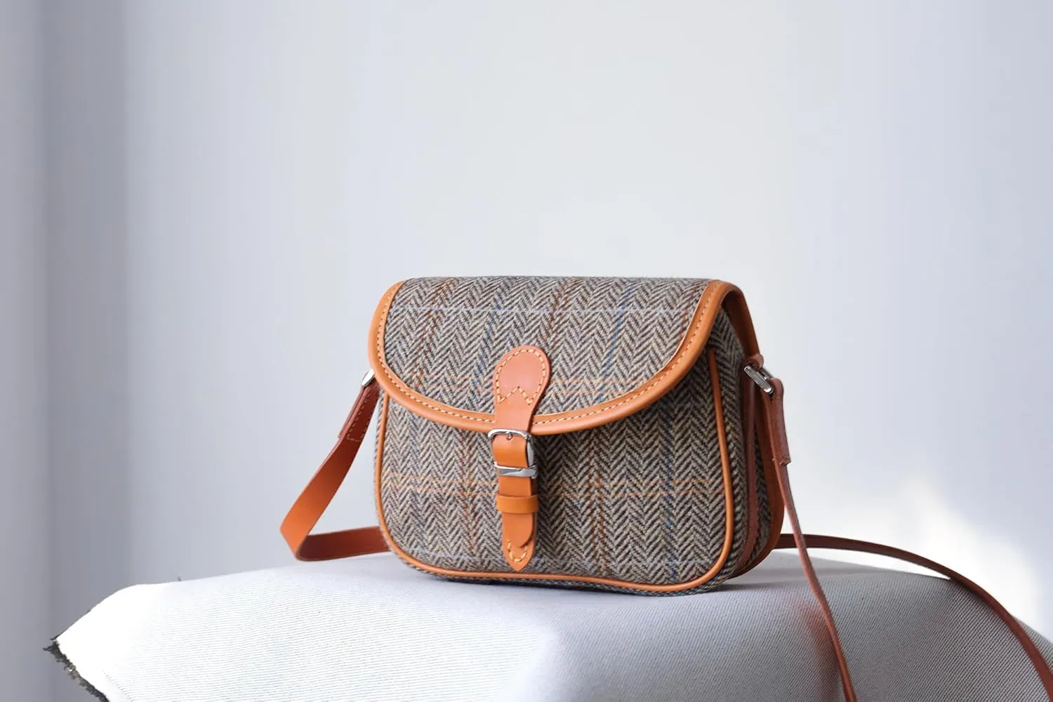 Harris Tweed Lady's Wool Leather Saddle Bag Women Crossbody Bag, Long Strap Purse, Shoulder Bag every day carry (honey)