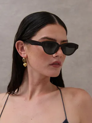 Heaven Oval Frame Sunglasses in Black