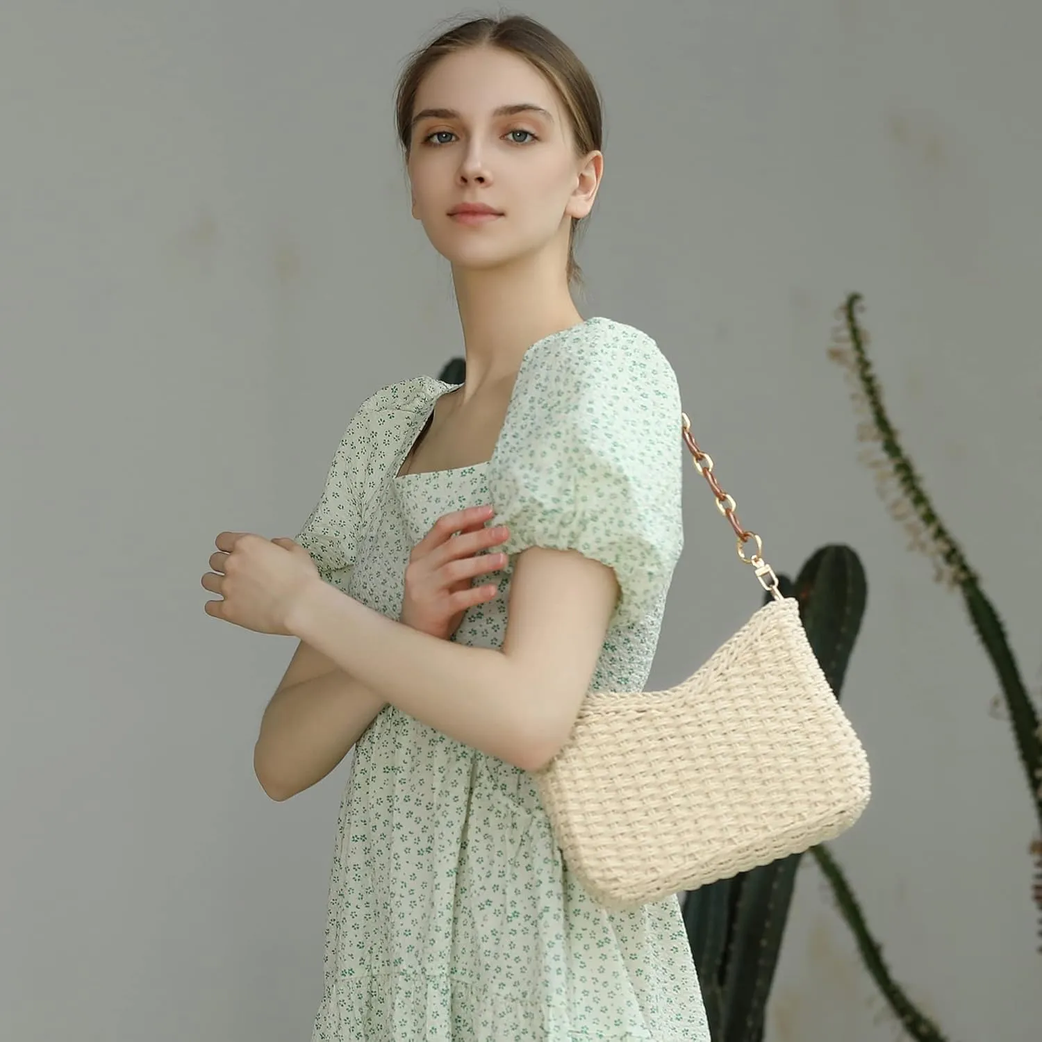 Herald Small Handmade Straw Pocketbook Crossbody Bag for Women, Summer Chic Woven Handbag Shoulder Purse with Chain