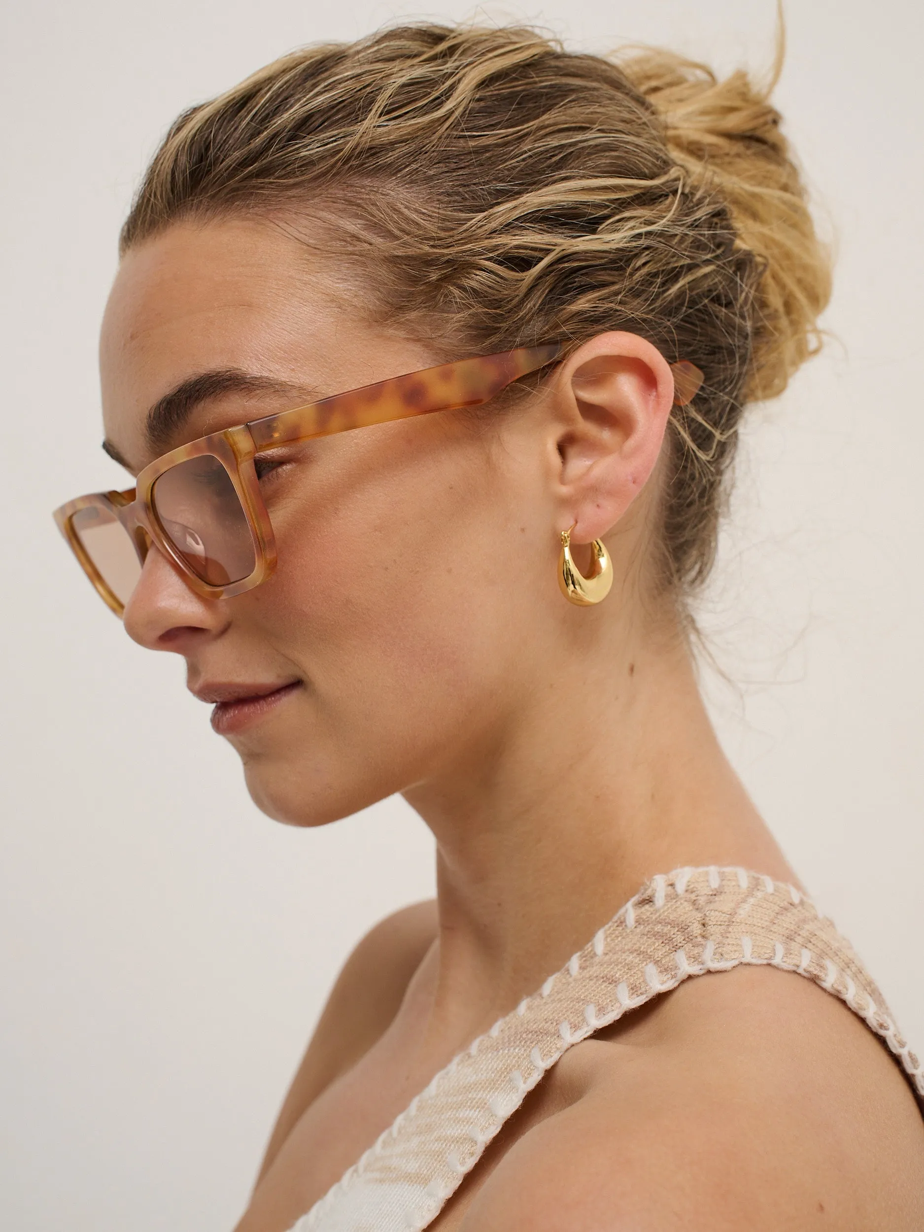 Kitty Rectangular Sunglasses in Vintage Tort