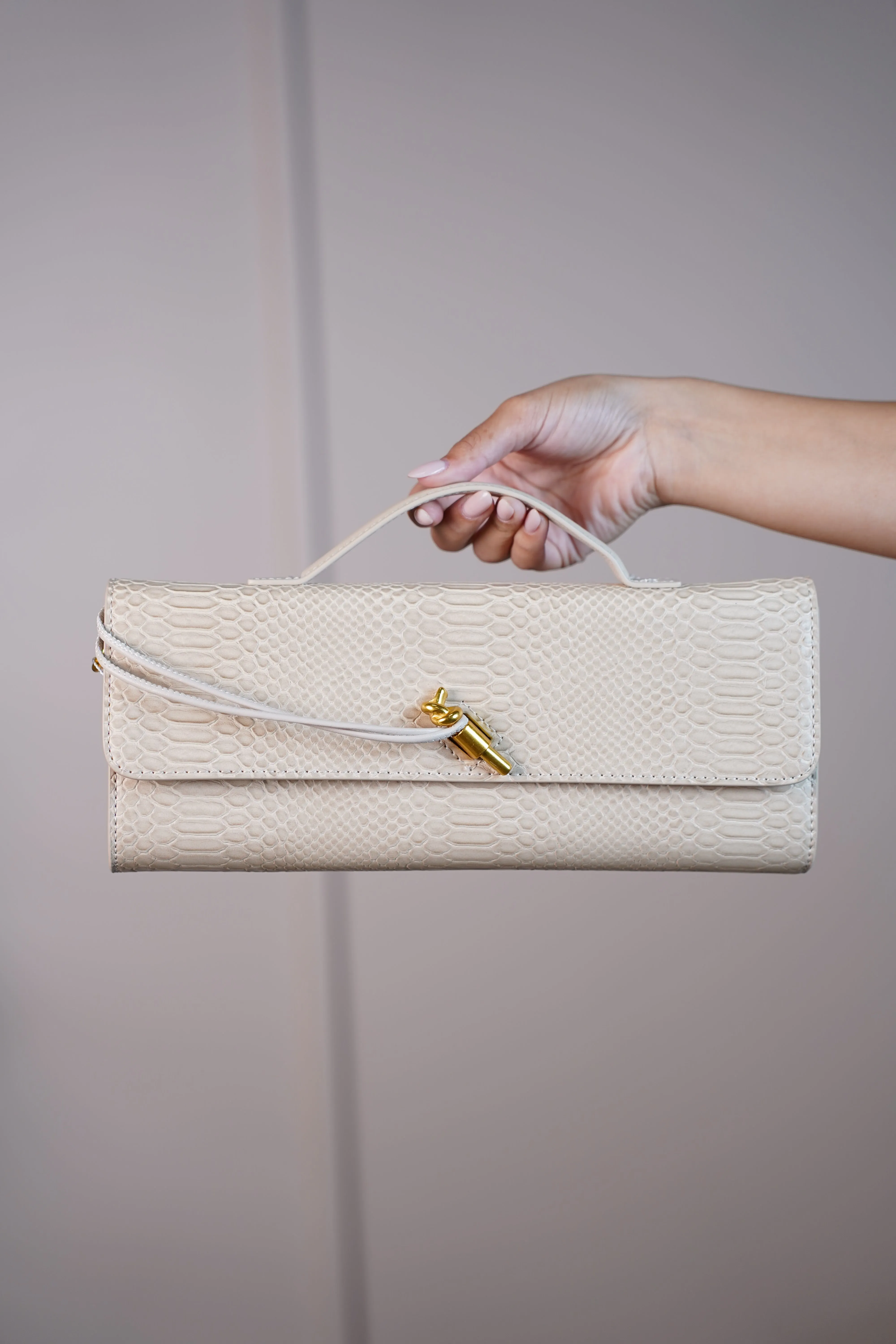 MariaElene Metallic Snake-Embossed Clutch – Structured Handle Bag in 6 Colors