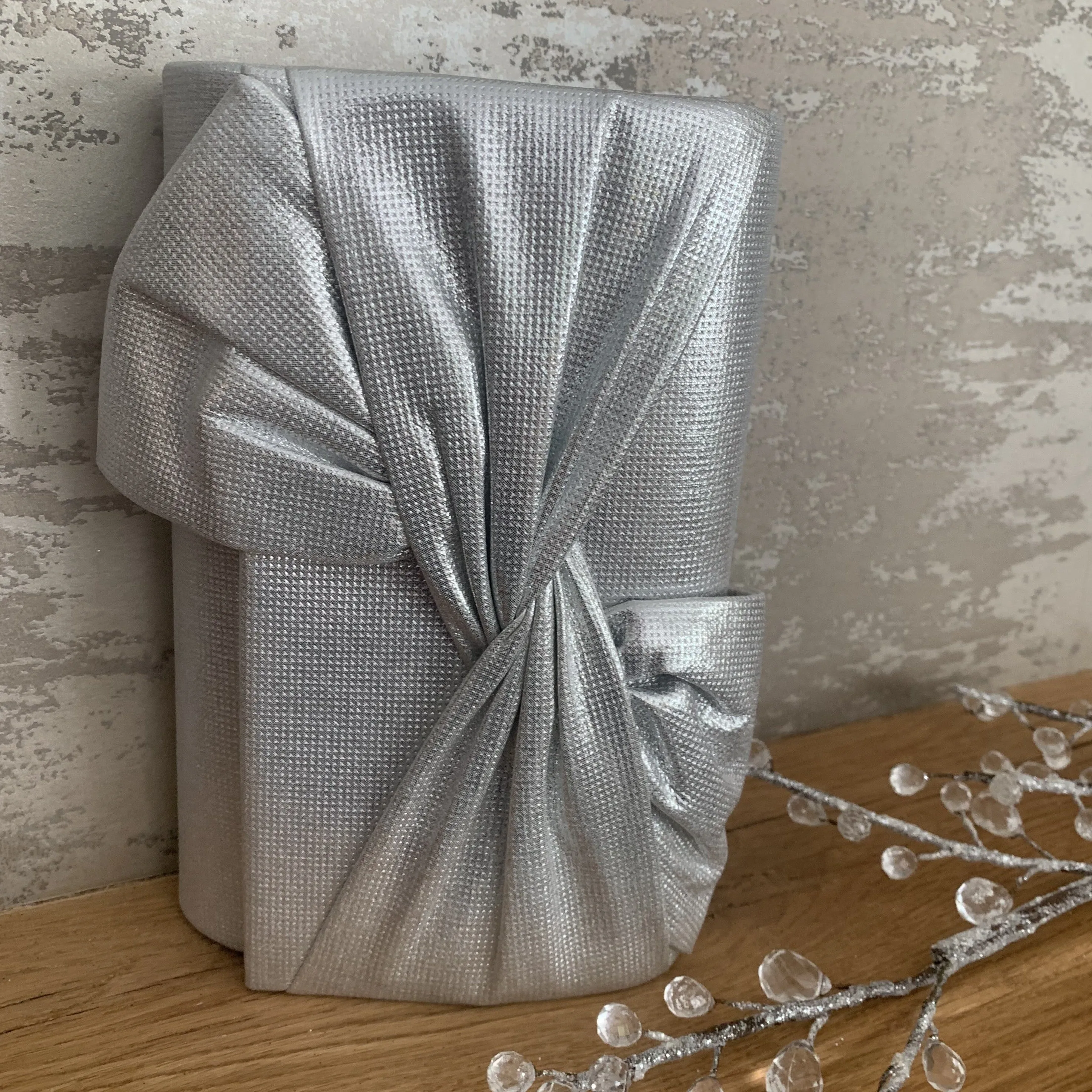 Metallic Bow Clutch Bag