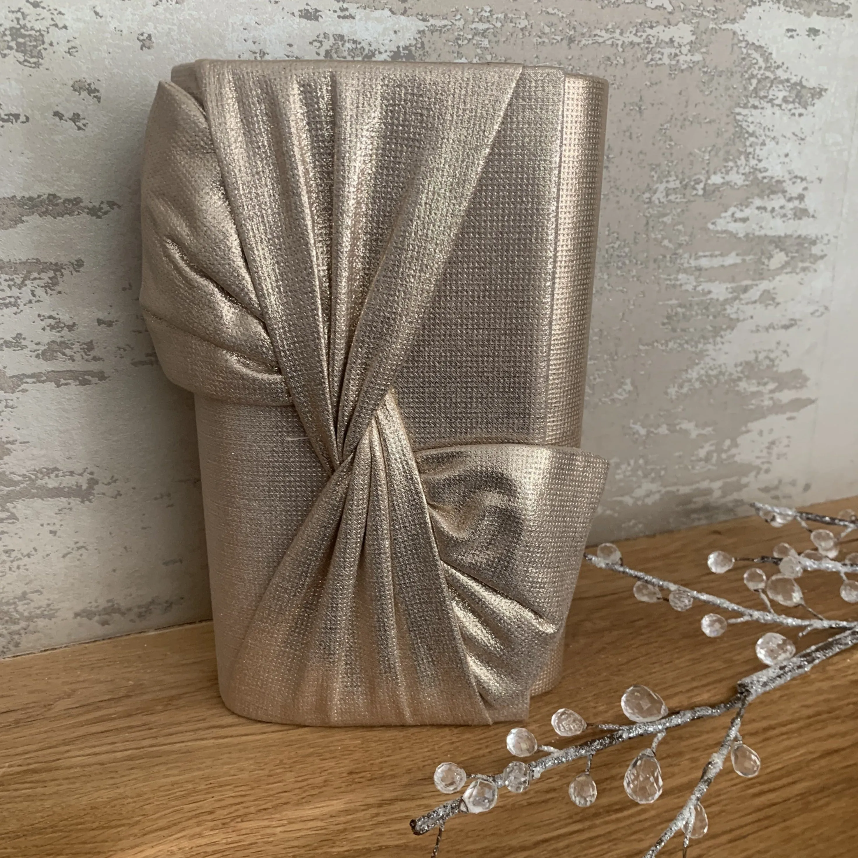 Metallic Bow Clutch Bag