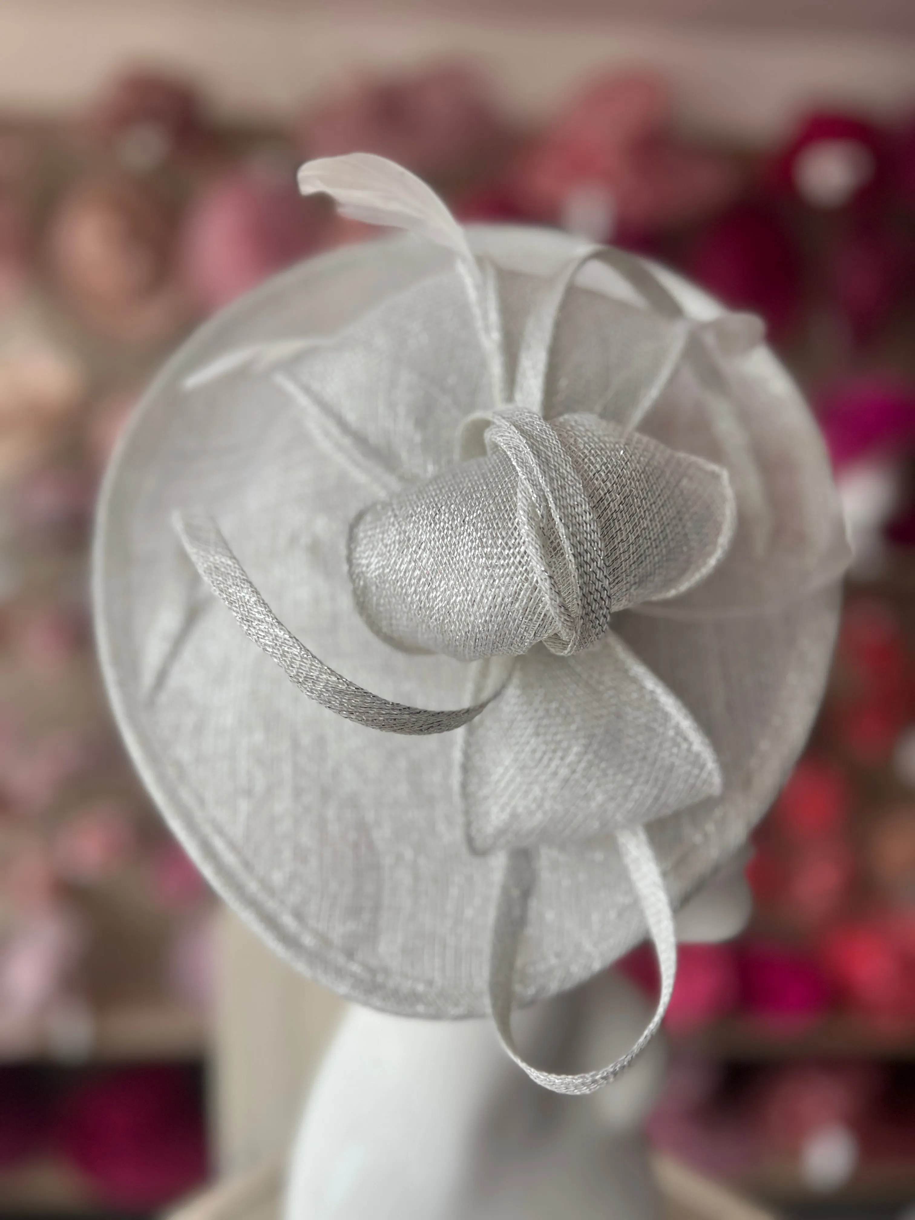 Metallic White Teardrop Disc Fascinator