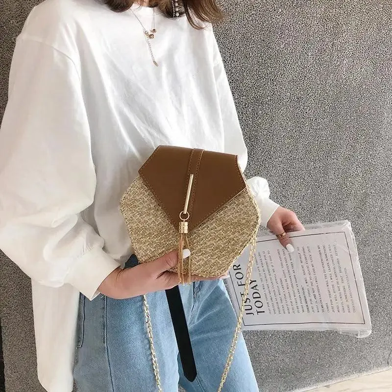 New Famous Mulit Style Straw leather Handba For Women And Girls  New Fashion Summer Bag Handmade Woven Beach Circle Shoulder Bag