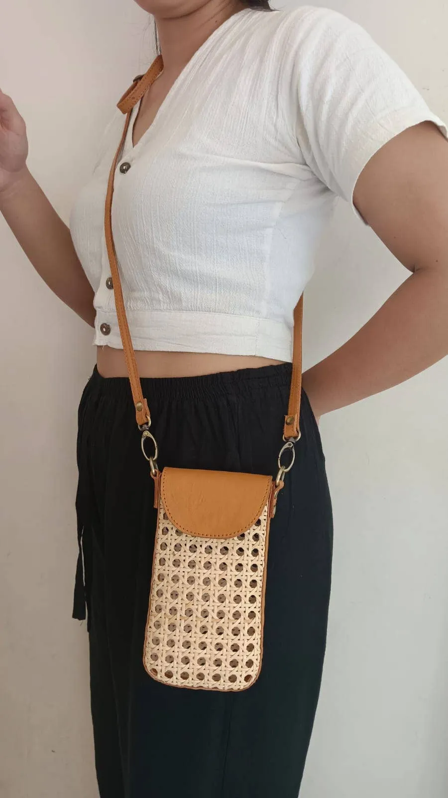 Phone Sling | Cane   Leather | Black