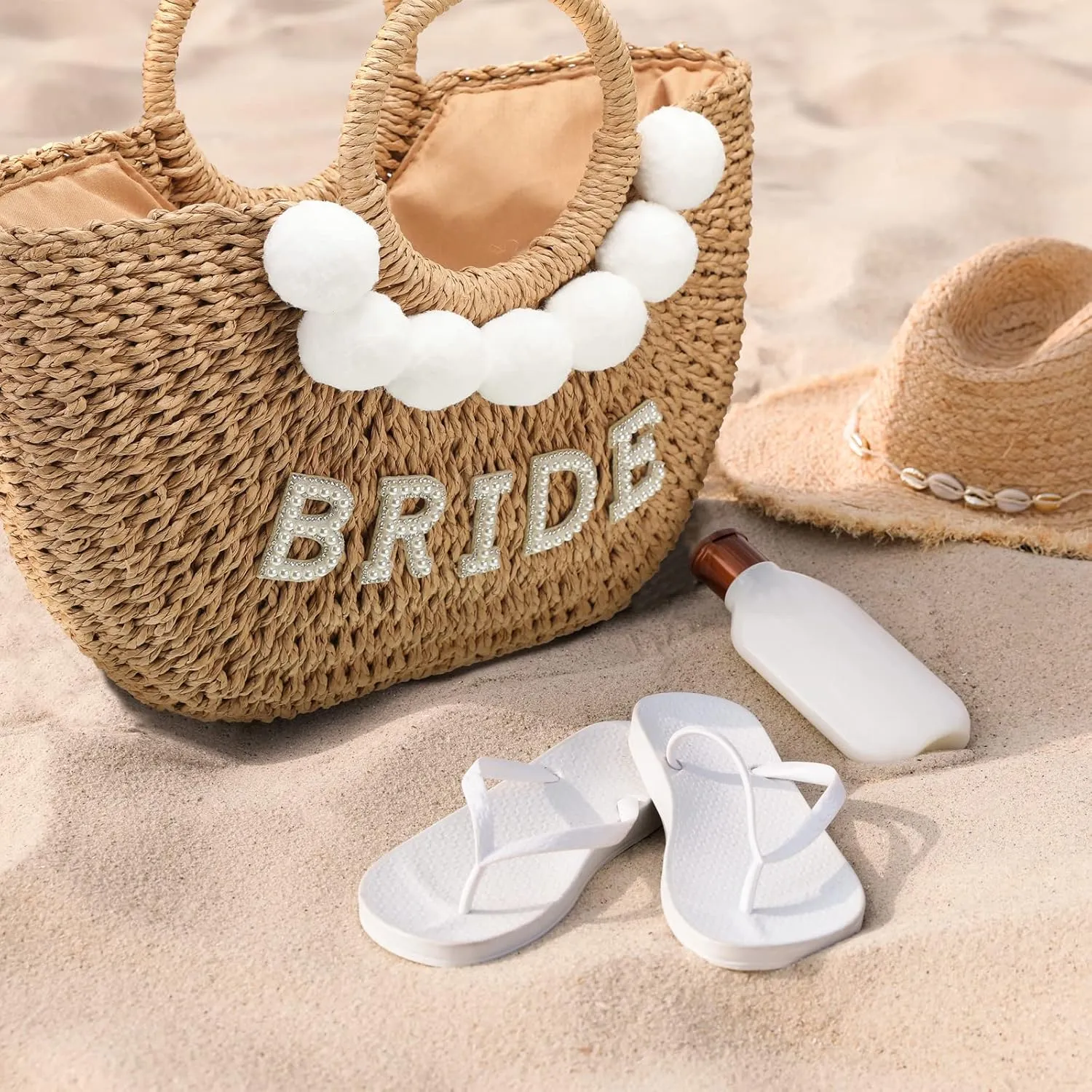 Pinkunn Bride Gift Beach Bag Mrs Handwoven Straw Bag Rhinestone Pearl Letters Purse Bachelorette Wedding Honeymoon Essentials