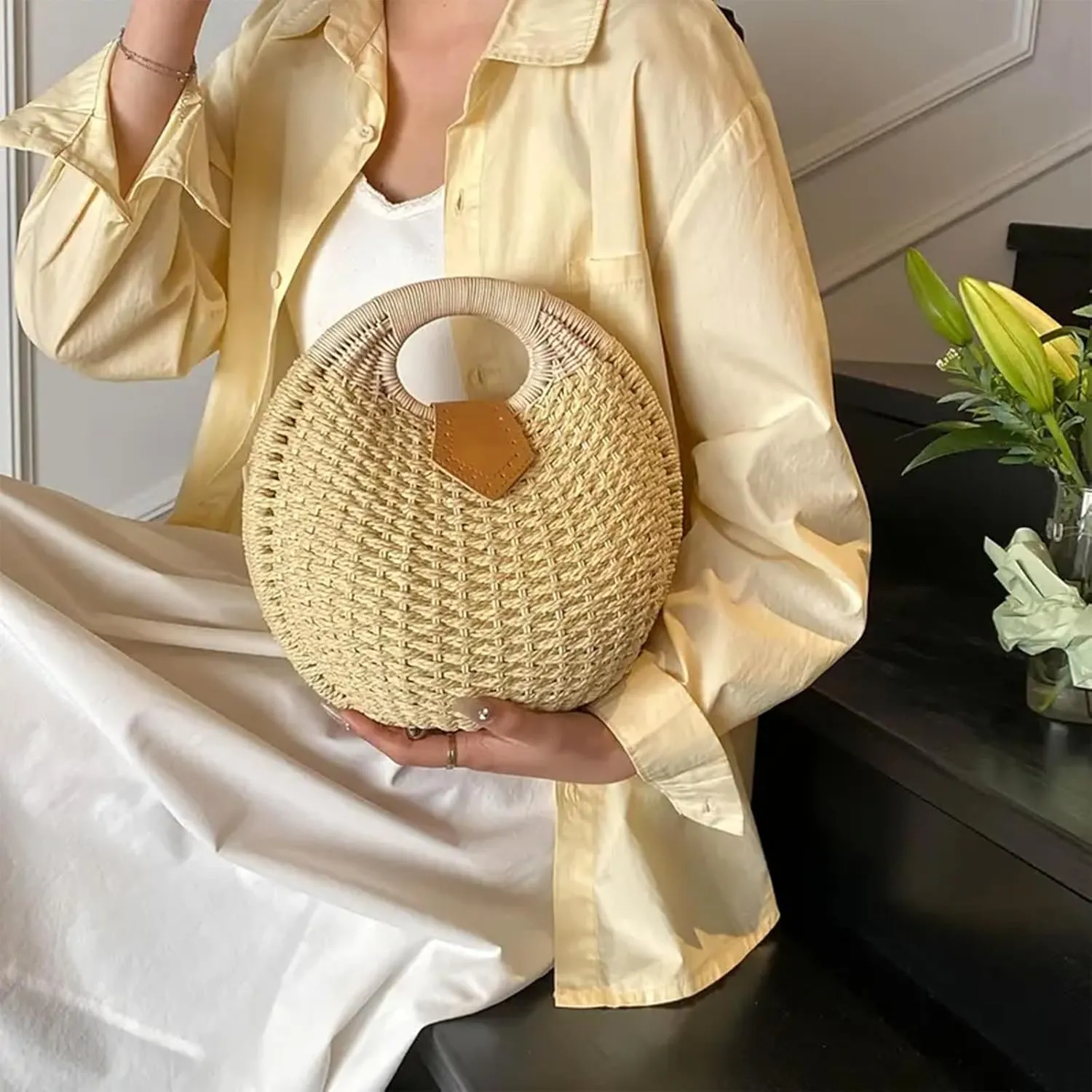 Rattan Handbags for women, Handwoven Straw Bag, Summer Beach Rattan Tote Bag, Round Handle Ring Purses, Retro Woven Shell Bag