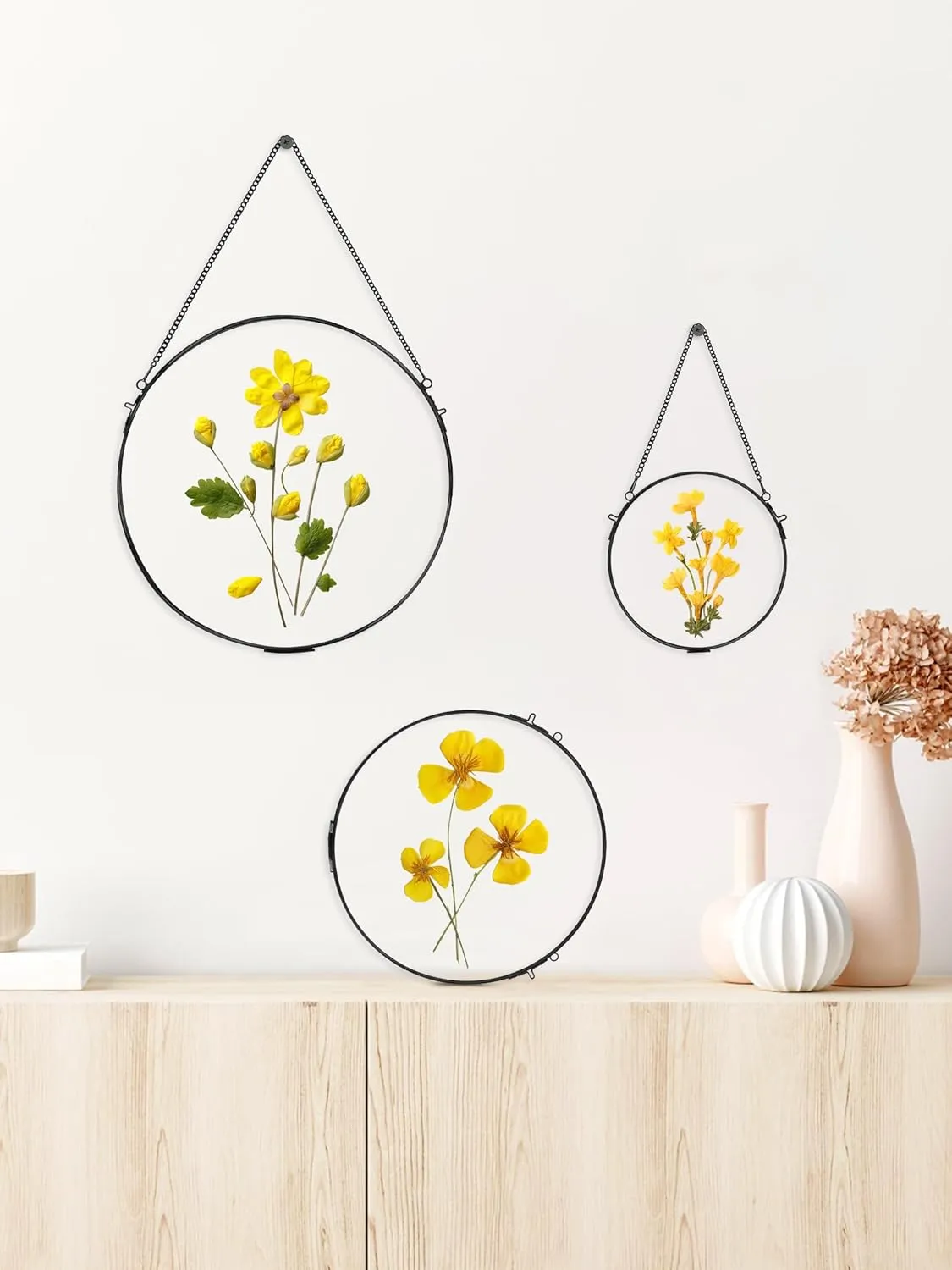REDHUGO Glass Frame for Pressed Flowers Handmade, Wall Hanging Brass Floating Frame, Double Glass Round Picture, Glass Frame for Dried Flowers Poster Home Wall Decor, Circle, Black (FRAME ONLY)