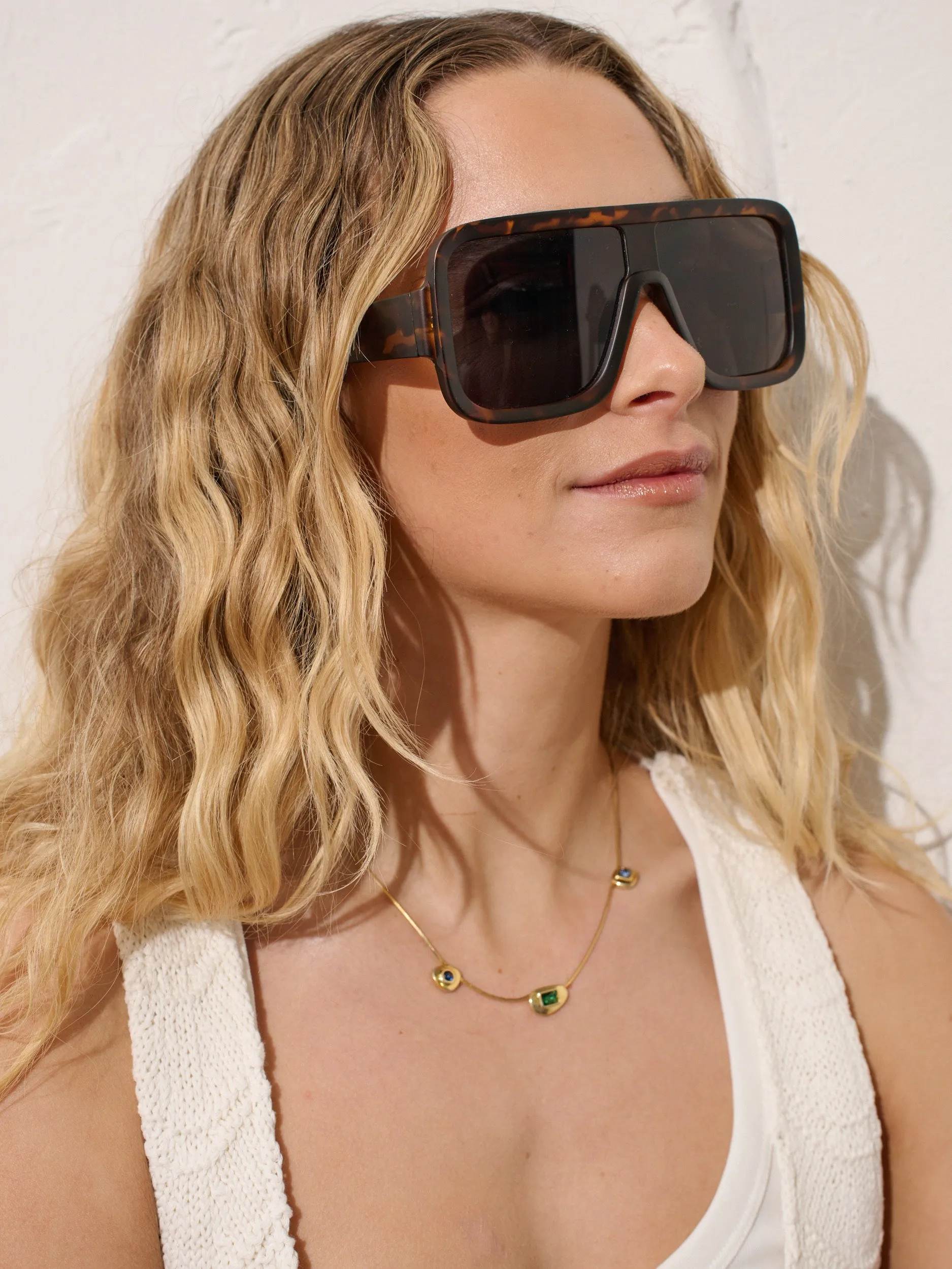 Retro Oversize Square Sunglasses in Tort