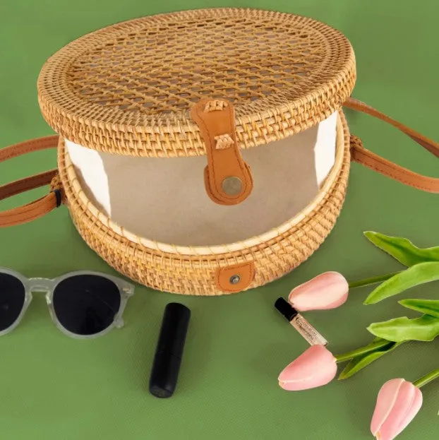 Round Beehive Rattan Crossbody