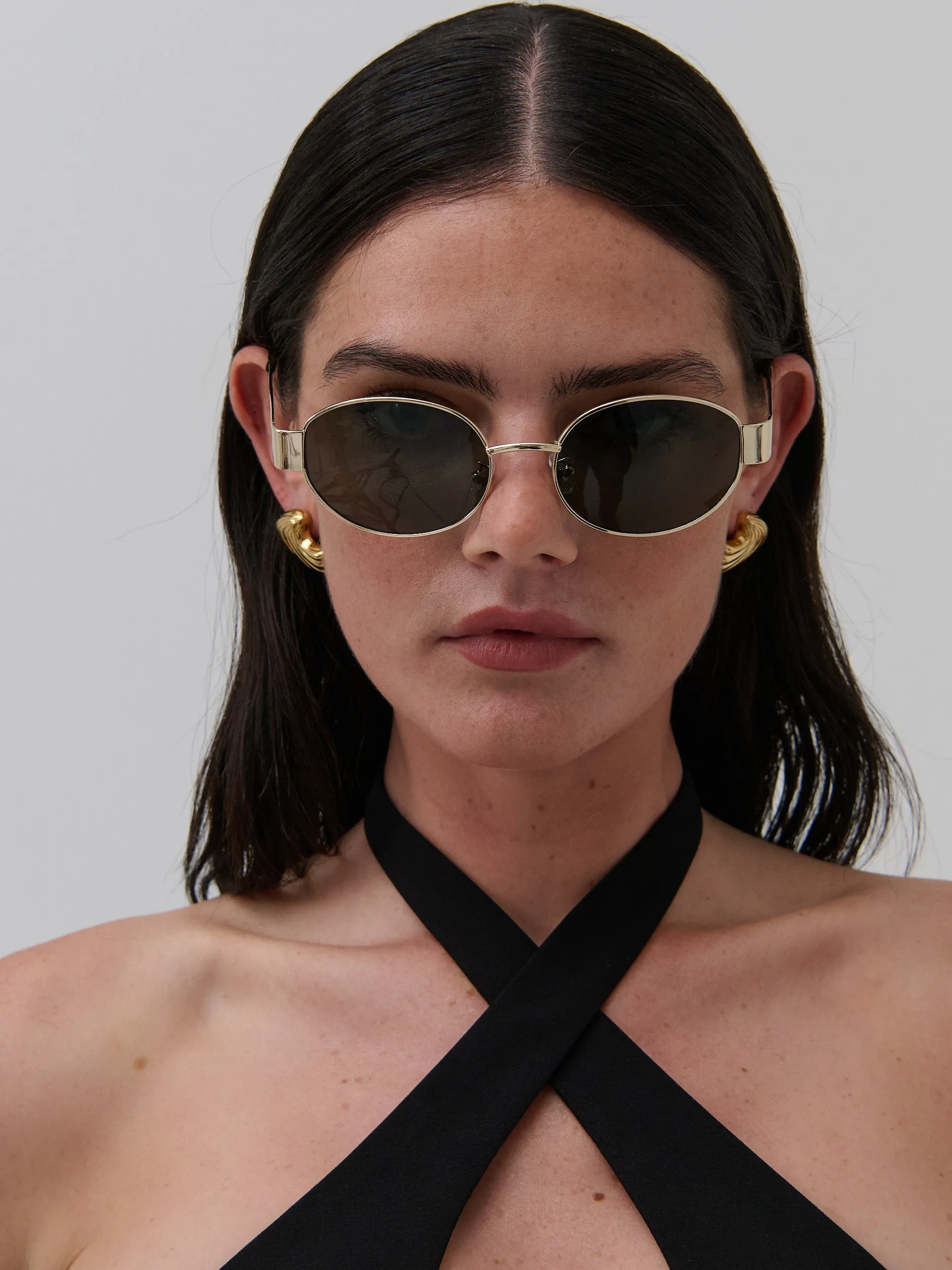 Round Metal Oval Sunglasses in Black