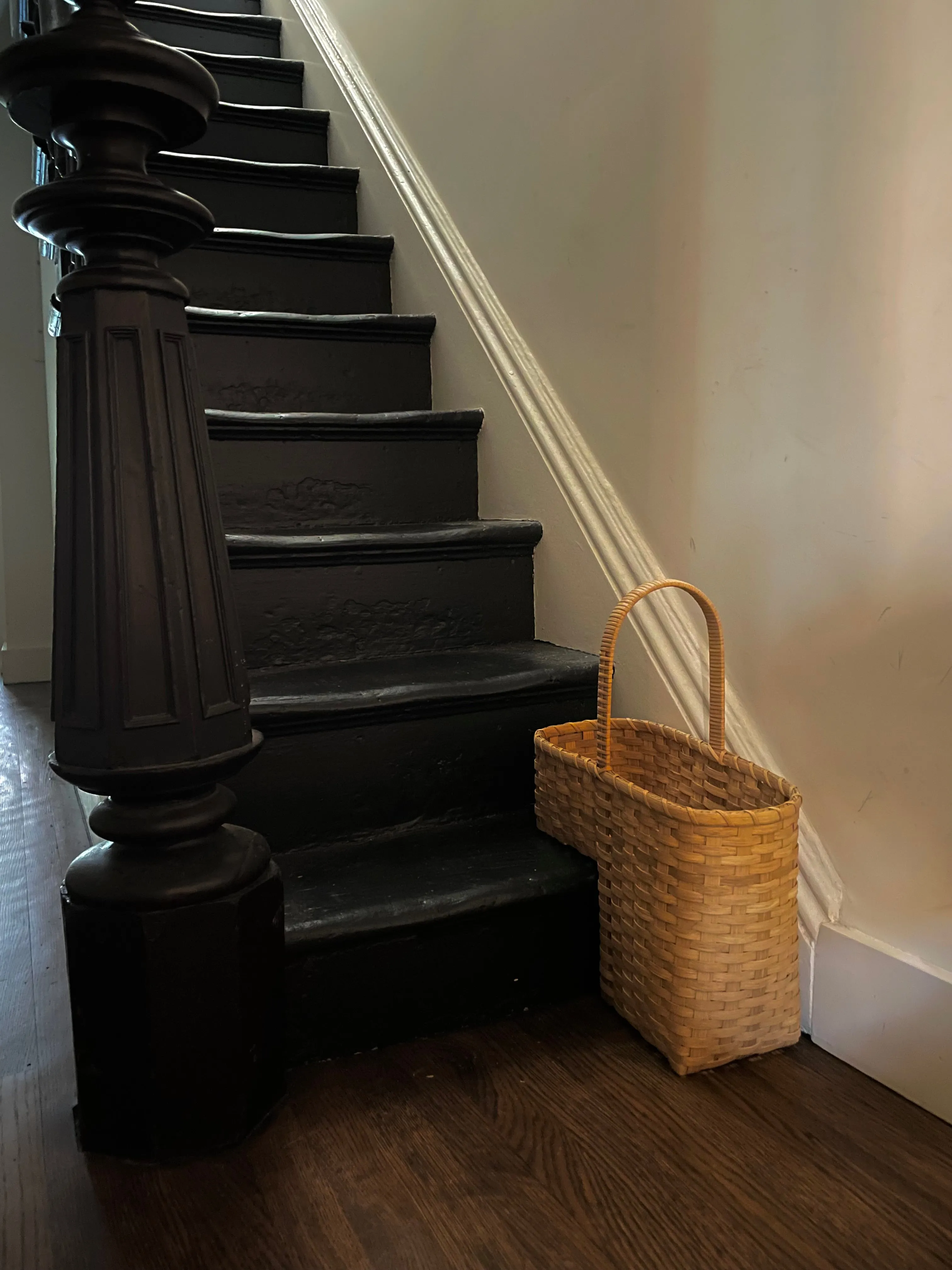 Stair Tote in Natural
