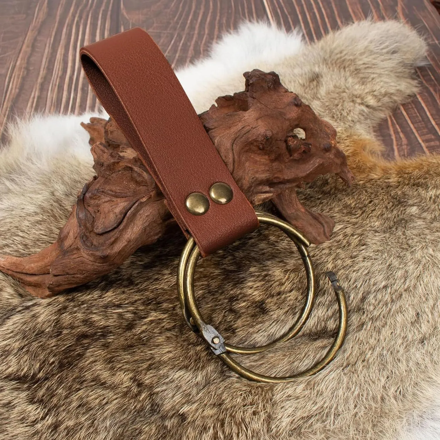 SUMGOGO 4 Pcs Halloween Renaissance Belt Pouch Witch Bottle Skirt Hikes Medieval Viking Pirate Leather Belt Costume Set