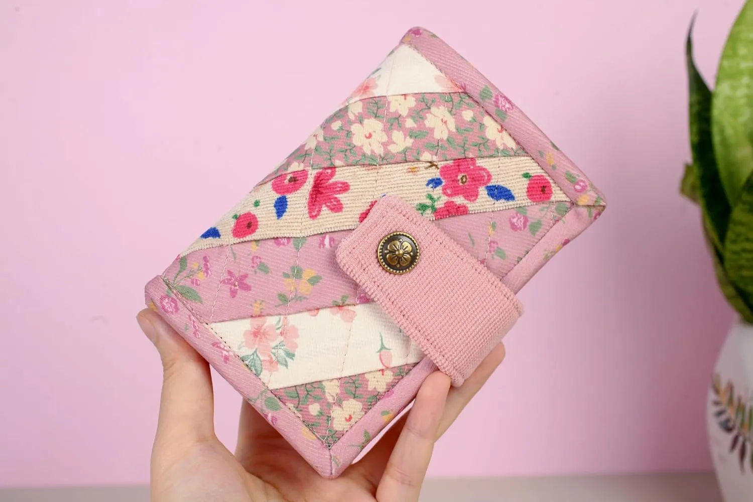 THE ARTISAN'S WHISPER Small Women Wallet, Vintage Fabric Wallet, Bifold Wallet, Floral Ladies Purse, Credit Card Holder, Womens Wallet, Handmade Compact Bifold, Gifts For Her (Mulberry)