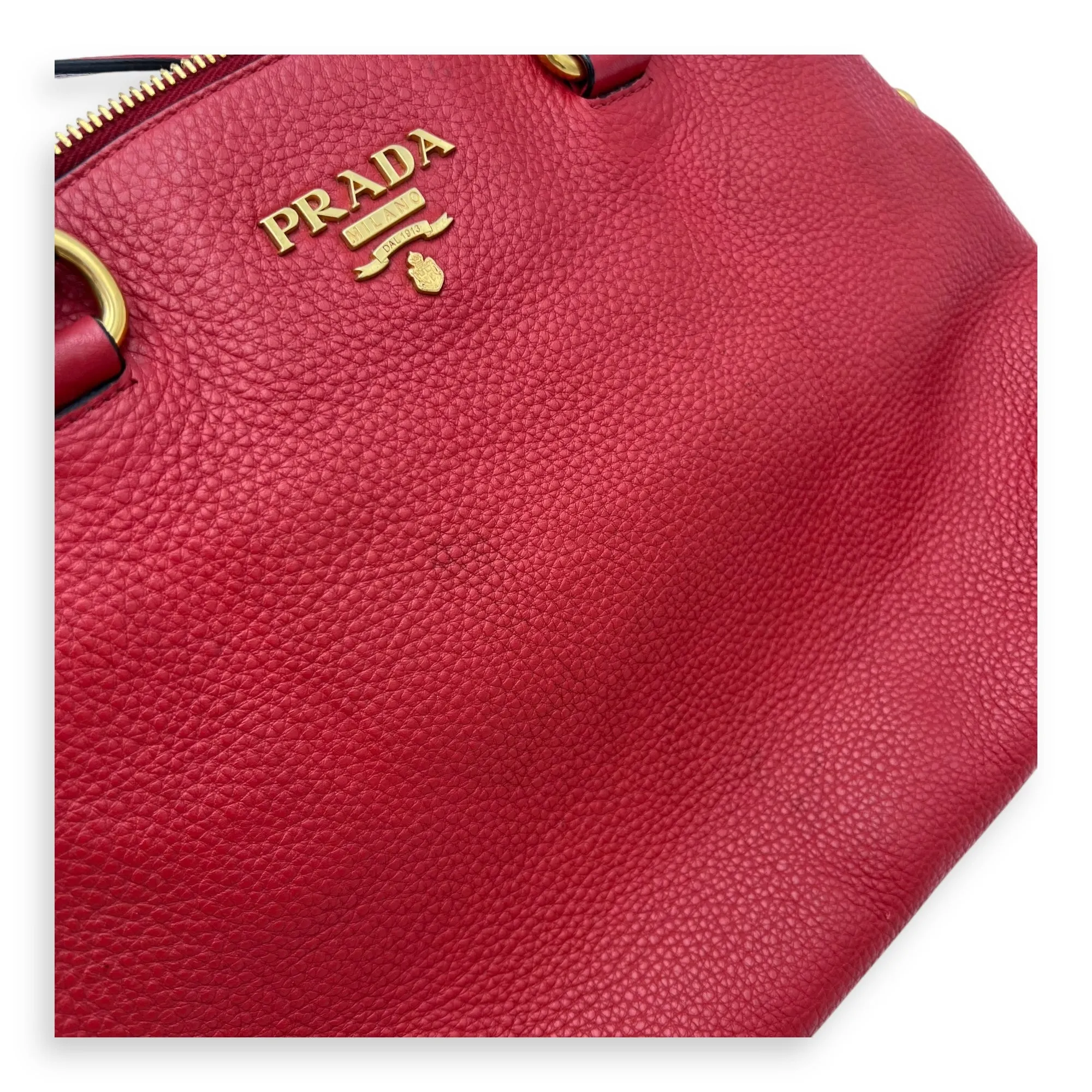 Vitello Daino Medium Red Crossbody Bag in Calfskin, Gold hardware