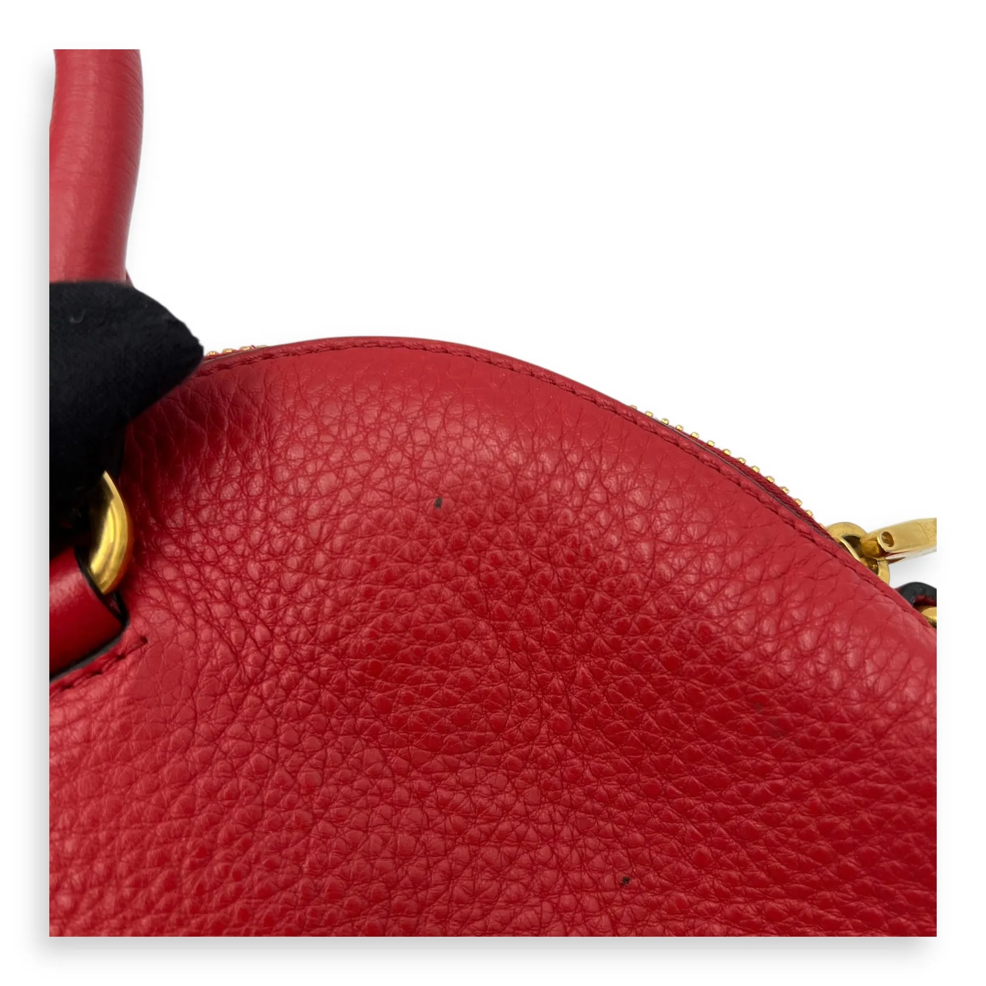 Vitello Daino Medium Red Crossbody Bag in Calfskin, Gold hardware