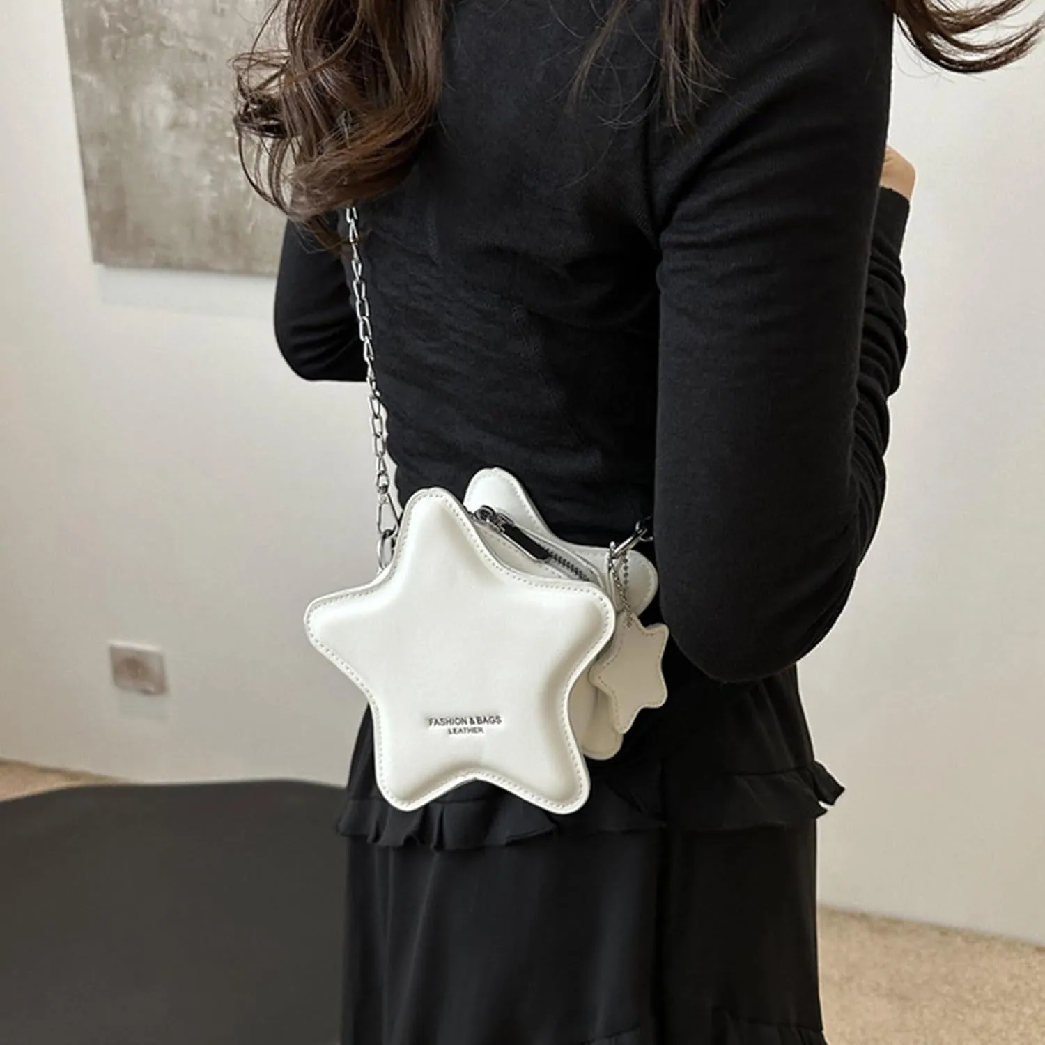 Women PU Leather Shoulder Bag Cute Star Shape Sparkly Metallic Crossbody Bag with Metal Chain Small Purse for Shopping