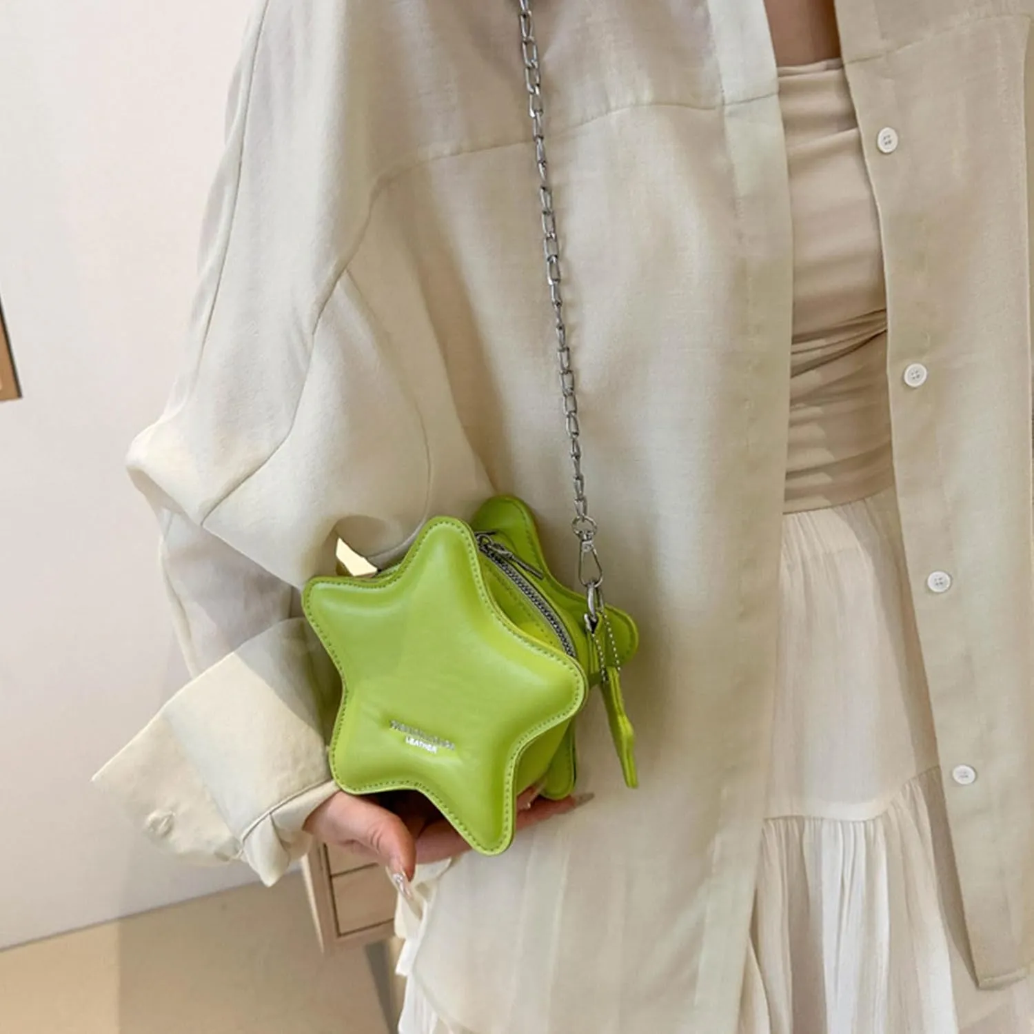 Women PU Leather Shoulder Bag Cute Star Shape Sparkly Metallic Crossbody Bag with Metal Chain Small Purse for Shopping