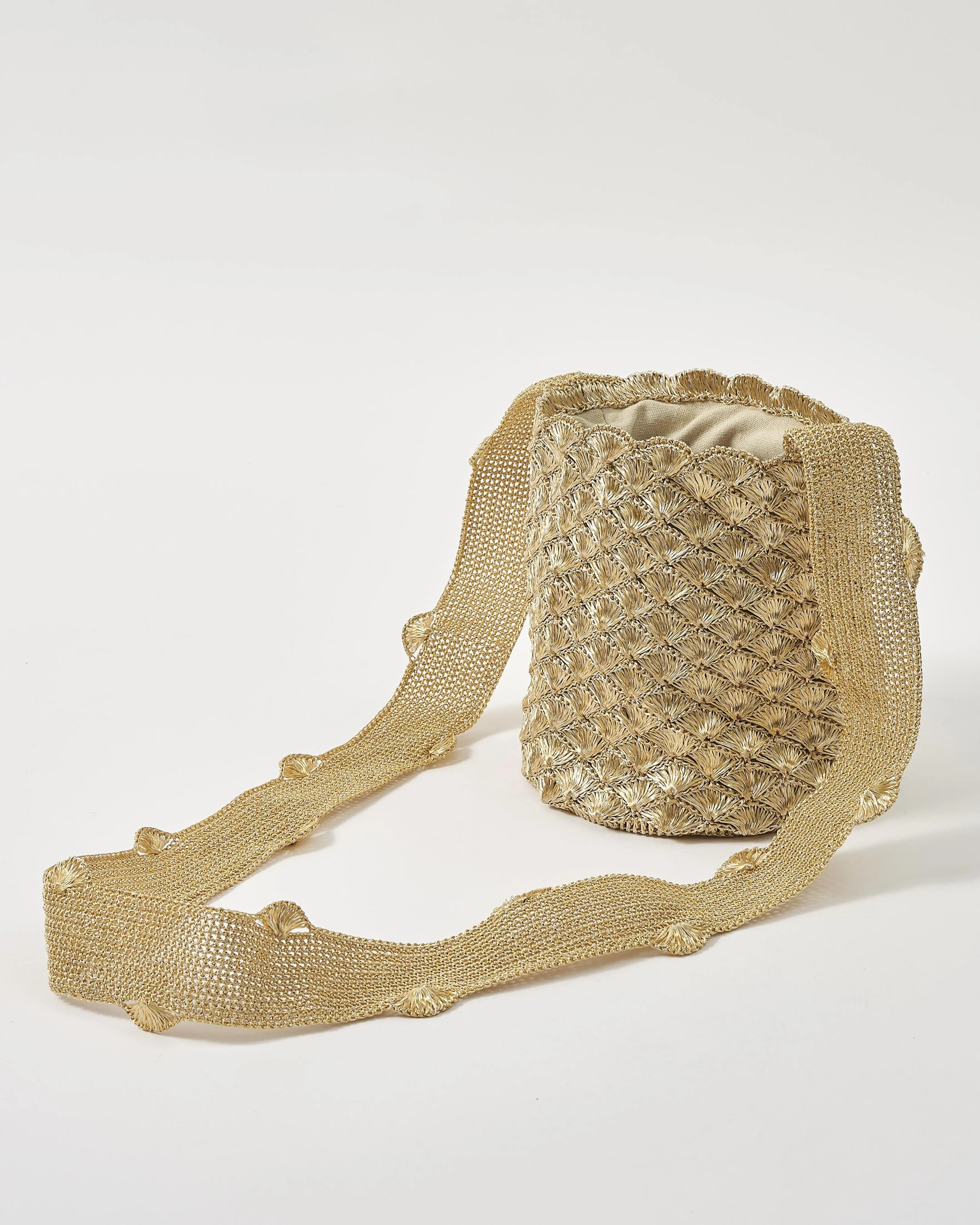 Woven Verdi Seashell Cross Body Bag in Metal Threads, Gold