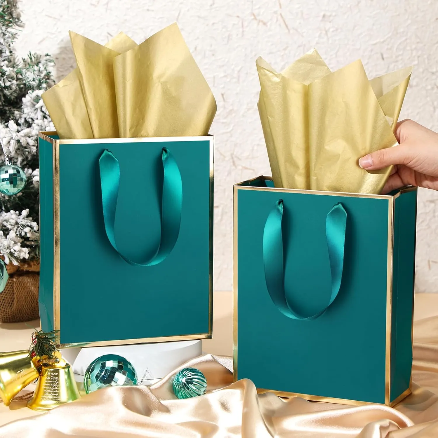Yeaqee 10 Pack Metallic Paper Gift Bags with Handles Tissue Paper Thank You 5 Senses Gift Bags for Him Her Graduation Baby Shower Wedding Bridal Shower Groomsmen Favor 9 x 7 x 3.15''(Turquoise,Gold)